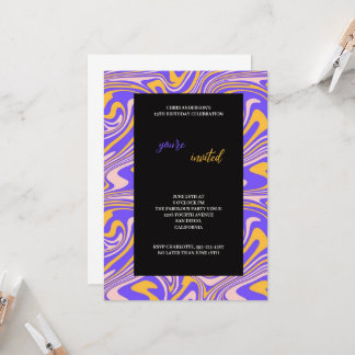 invitation d'anniversaire multicolore violet et or