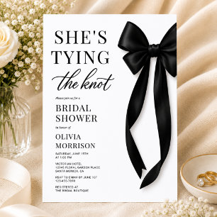 Invitation de Baby Shower 'Black Bow She's Tying T