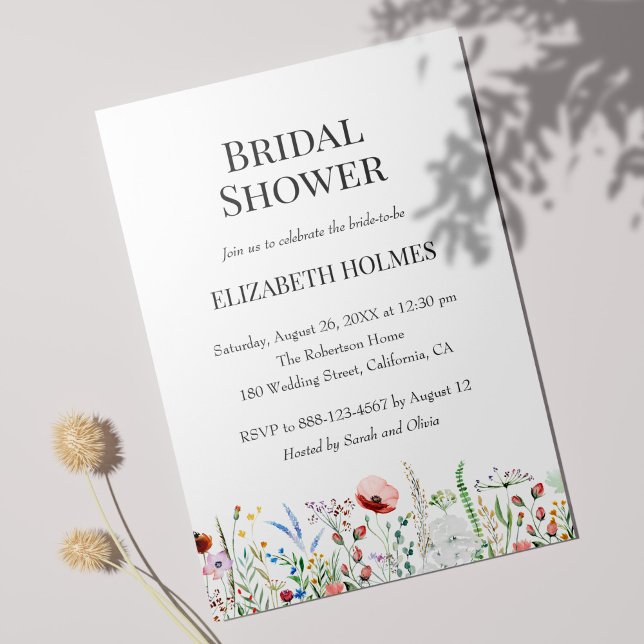 Invitation de douche nuptiale Fleur sauvage (Watercolor Wildflowers Bridal Shower Invitation on a sunny table.)