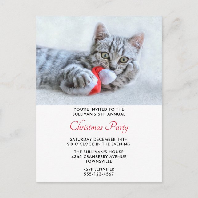 Invitation de Noël avec un chat mignon mordant un  (Devant)