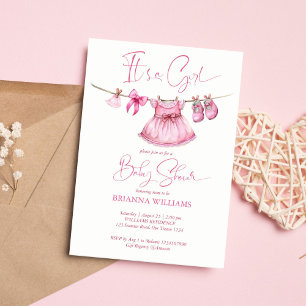 Invitation Des vêtements roses preppy sur une ligne baby show
