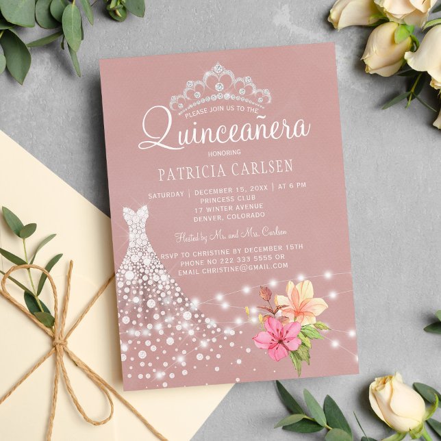 Invitation Diamond tiara et robe floral chic quinceanera (Créateur téléchargé)