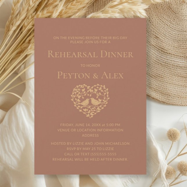 Invitation Dîner de répétition Inséparables de coeur rouille  (Terracotta/Burnt Orage wedding rehearsal dinner invitation)