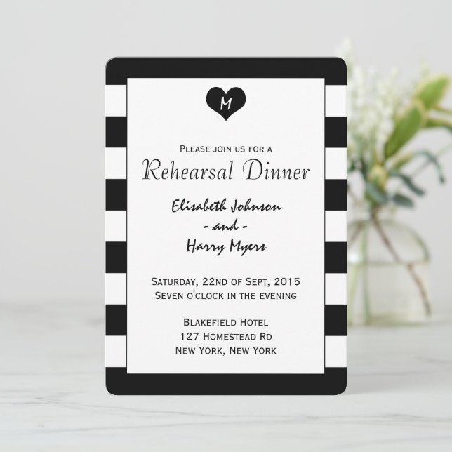 Invitation Dîner de répétition Mariage moderne et chic noir e (Debout devant)