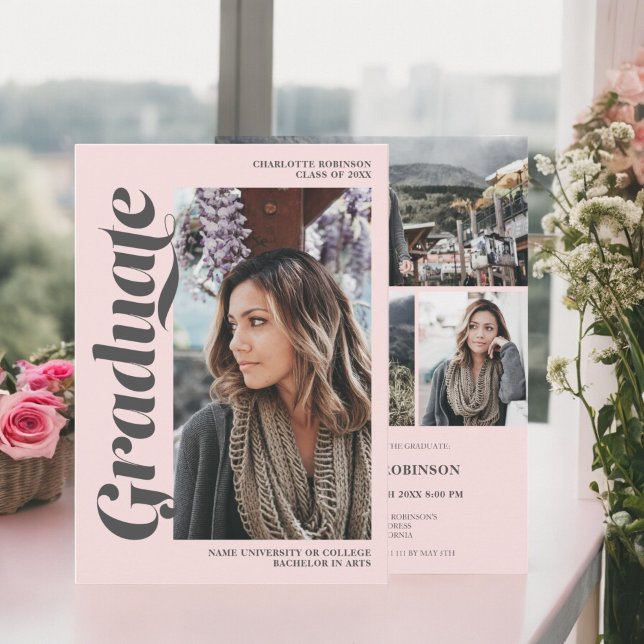 Invitation Diplôme de l'écriture de l'élève rose pâle (Blush pink gray graduate script photo graduation invitation)