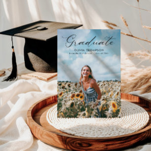 Invitation Diplôme photo de script féminin moderne