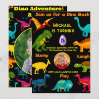 Diverses espèces de Dinosaures colorés