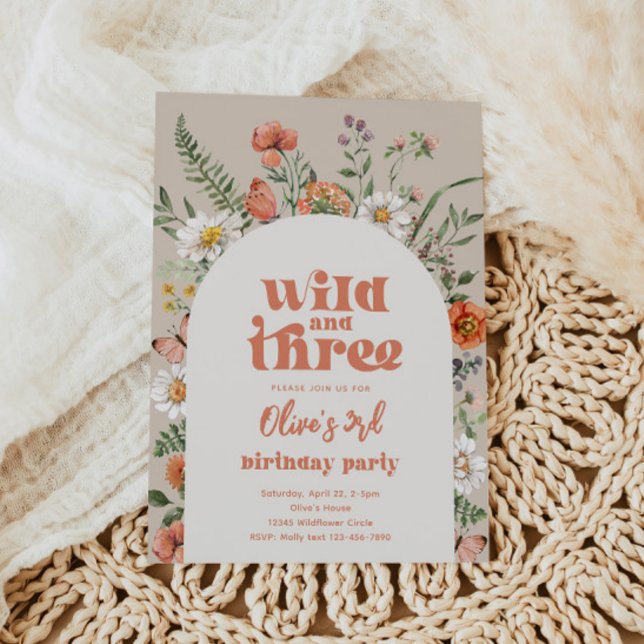 Invitation du fleur sauvage de fête d'anniversaire (Créateur téléchargé)