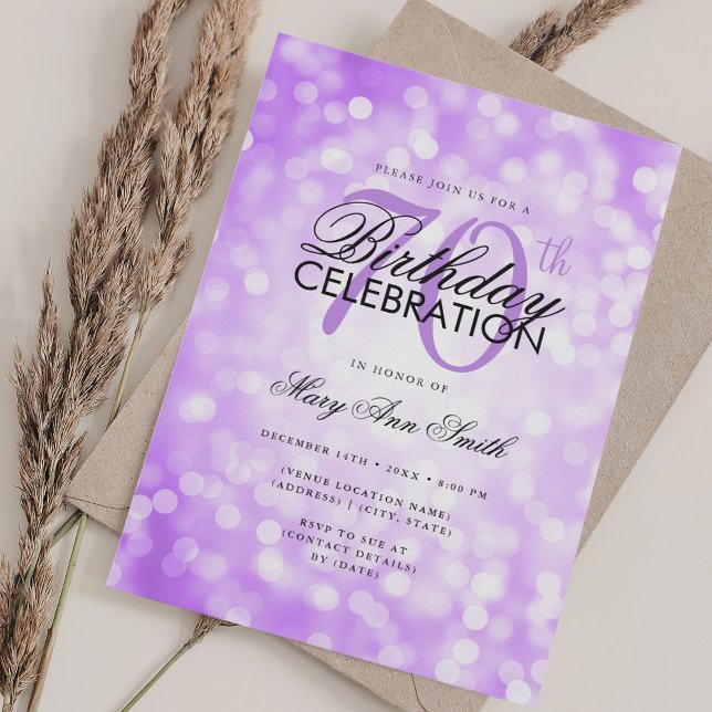 Invitation Elégant 70e anniversaire Glam violet Shimmer Lumiè (Elegant 70th Birthday Glam Purple Shimmer Light Invitation)
