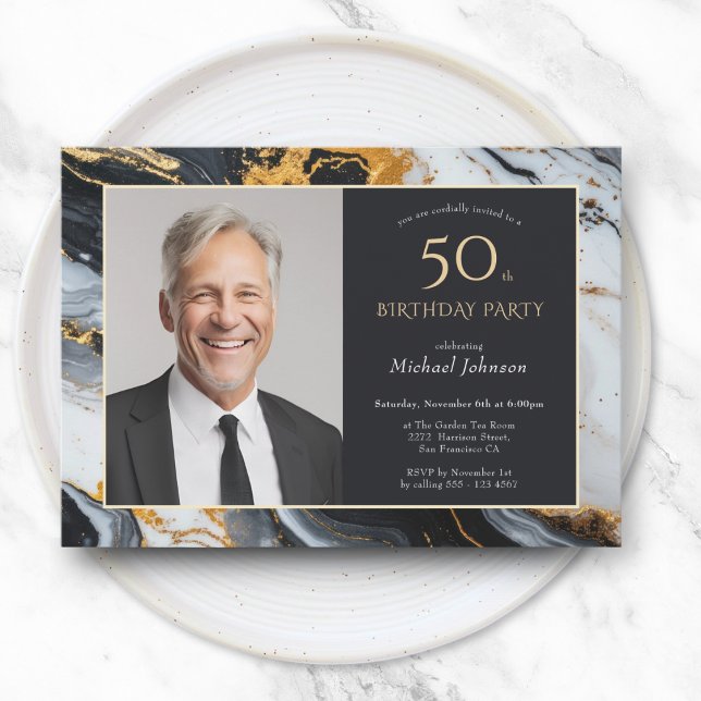 Invitation Elégant Black Gold Agate Photo 50e anniversaire (Elegant Black Gold Agate Photo 50th Birthday Invitation)