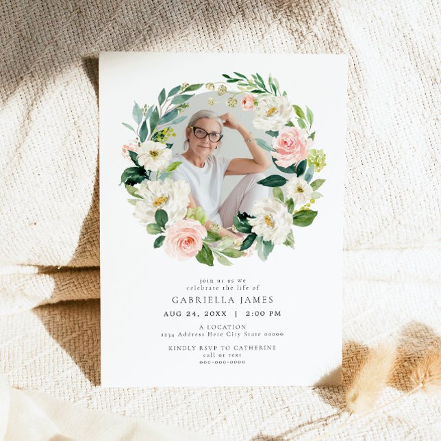 Invitation Élégant Blush Floral Celebration of Life Funeral (Créateur téléchargé)