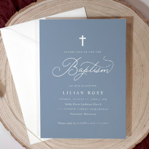 Invitation Élégant Croix de Baptême Script Bleu Poussiéreux