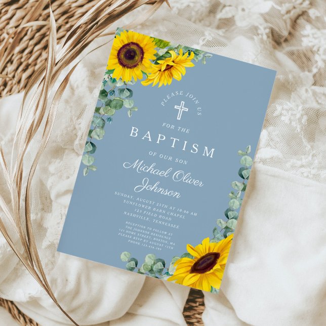 Invitation Élégant Dusty Blue Sunflower Cross Baptême (Elegant Dusty Blue Sunflower Cross Baptism Invitation)