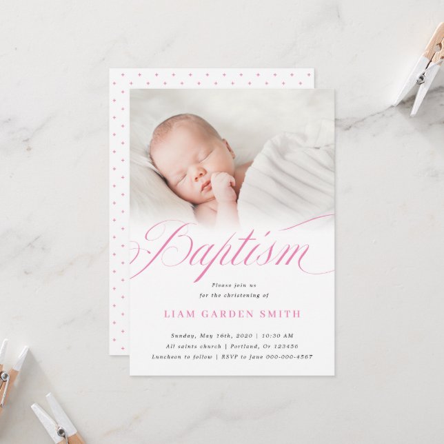 Invitation Élégant Dusty Pink Pastel Script Baptême Photo  (Devant/Arrière en situation)