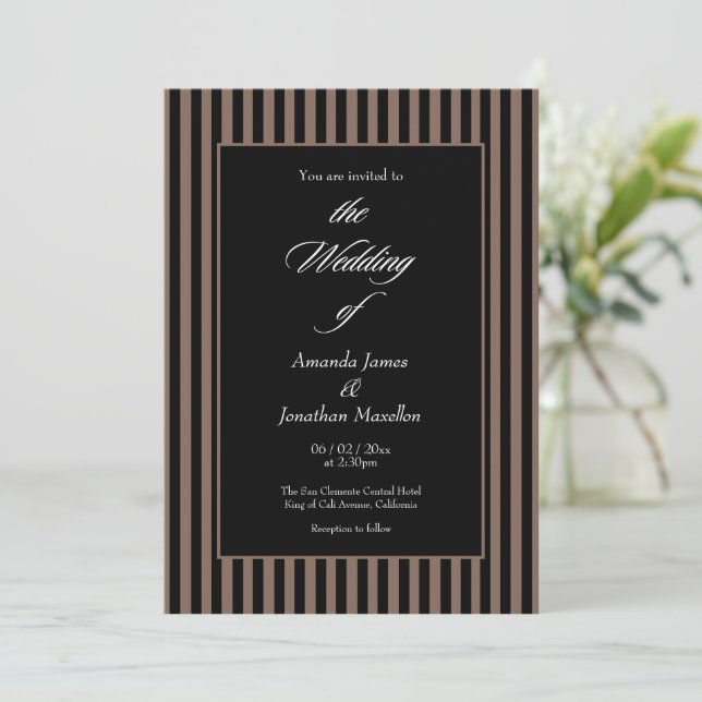 Invitation Élégant noir et Brown Mariage de bandes verticales (Debout devant)