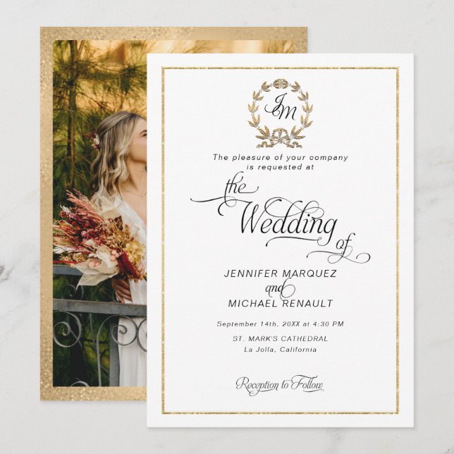 Invitation Élégant Script Gold Wreath Monogramme Mariage phot (Devant / Derrière)