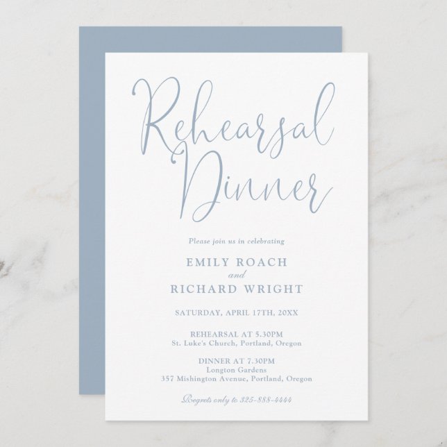 Invitation Élégant script moderne Dusty Blue Rehearsal Dîner (Devant / Derrière)