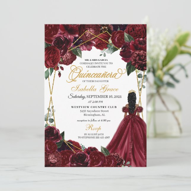 Invitation Elégante Bourgogne & Or Floral Quinceanera Invitat (Debout devant)