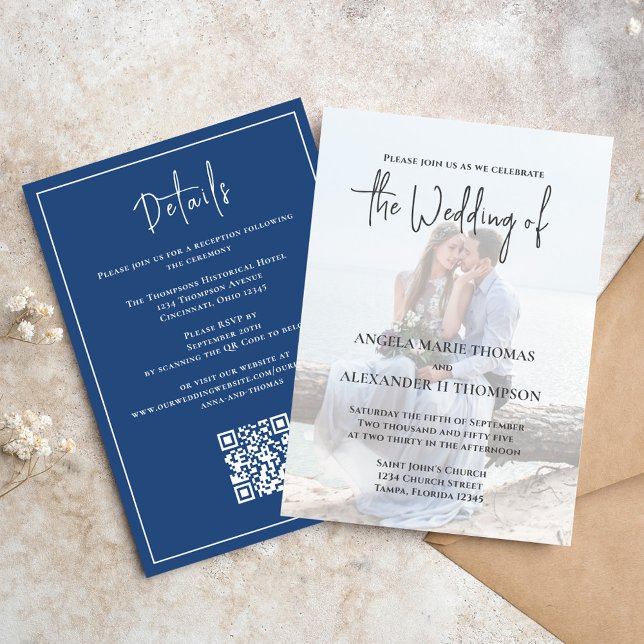 Invitation Élégante Calligraphie classique Photo RSVP Photo (Elegant photo wedding invitation with QR code RSVP and details. )