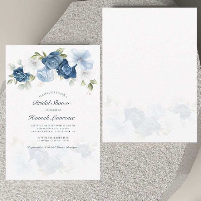 Invitation Elégante Fête des mariées Florale Dusty Blue (Elegant Floral Dusty Blue Bridal Shower Invitation)