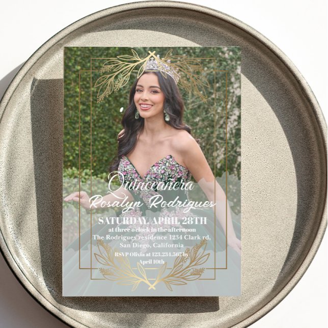 Invitation Elégante photo Quinceanera Gold White Tiara (Créateur téléchargé)