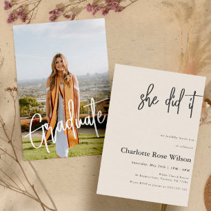 Invitation Elle L'A Fait Pink Photo Moderne Graduation À La M