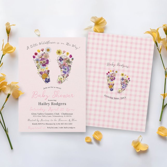 Invitation Empreintes Fleurs sauvages Pressées Baby Girl Douc (Cute pink gingham flower footprints A Little Wildflower Baby Girl Shower floral feet invitation)