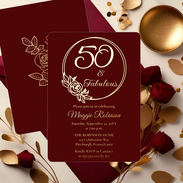 Invitation En Aluminium 50 et fabuleuse fête du 50e anniversaire bloquée (Elegant Rose Wreath 50 and Fabulous 50th Birthday Party Burgundy Stamped Gold Foil Invitation )