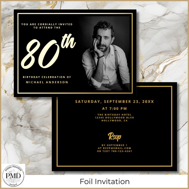 Invitation En Aluminium 80e anniversaire Elégante photo Black Gold (80th Birthday Black and Gold Photo Invitation with Gold Foil, Party Details on the Back.)