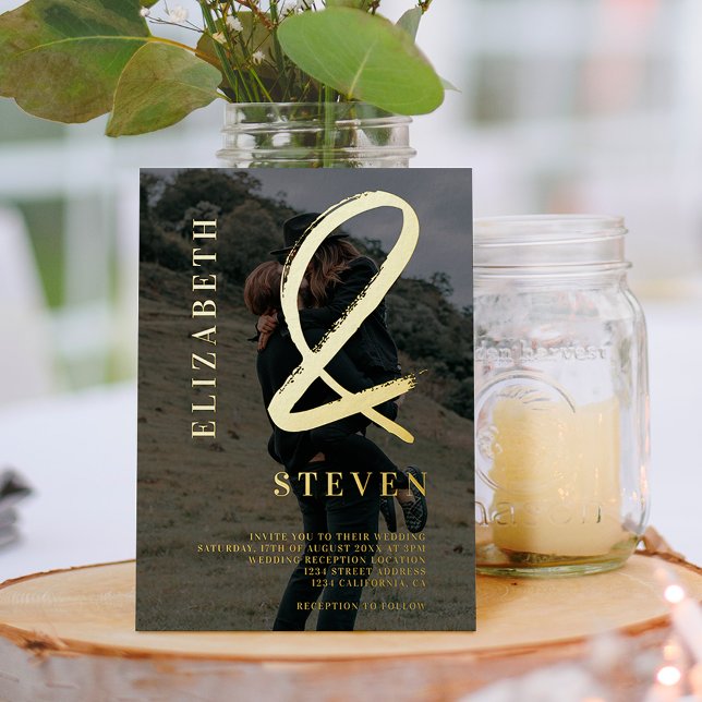 Invitation En Aluminium Ampersand d'or chic moderne noms photo mariage (Créateur téléchargé)