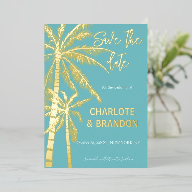 Invitation En Aluminium Aqua Gold Palm Trees Beach Wedding Enregistrer La  (Debout devant)