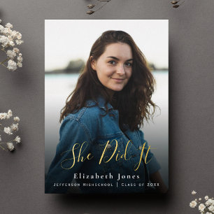 Invitation En Aluminium Elle L'A Fait Script Graduation Photo