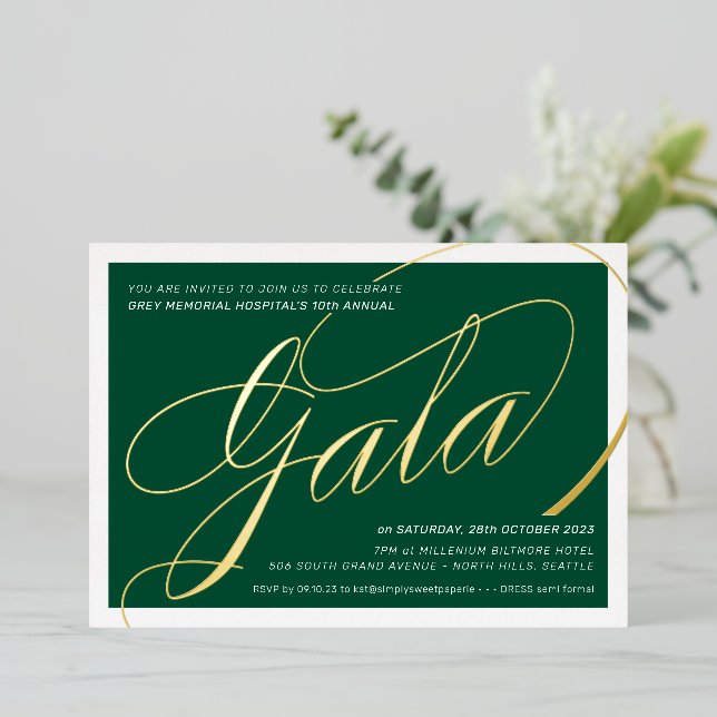 Invitation En Aluminium GALA FUNDRAISING élégante calligraphie vert foncé (Debout devant)