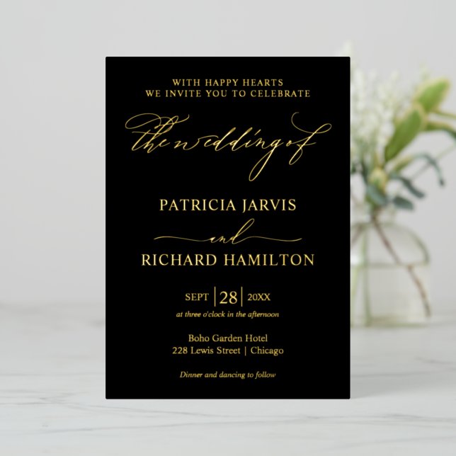 Invitation En Aluminium Moderne Stylo Calligraphie Black Gold Mariage (Debout devant)