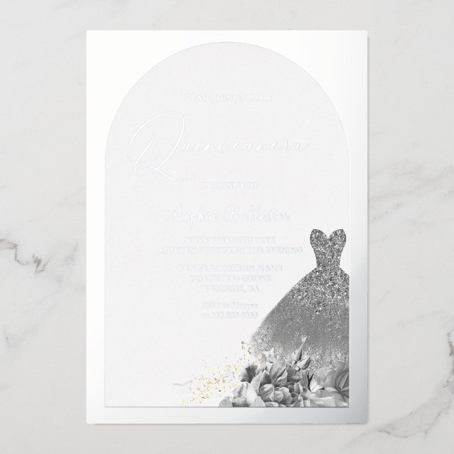 Invitation En Aluminium Robe enchantée Floral Quinceanera Argent (Recto)