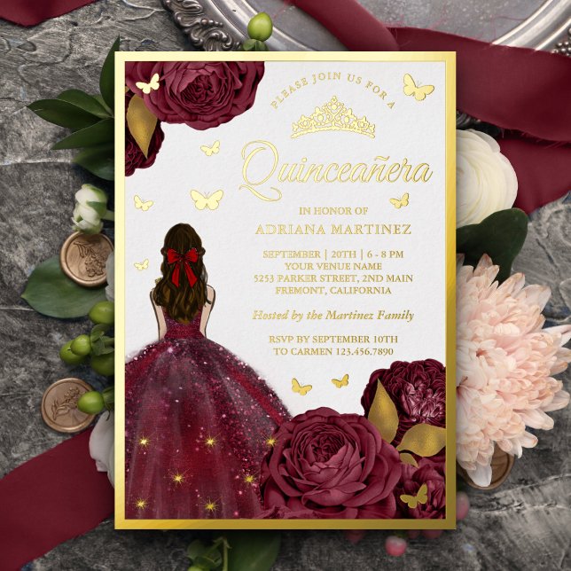 Invitation En Aluminium Robe Florale Bourgogne Papillon Quinceanera Or (Créateur téléchargé)