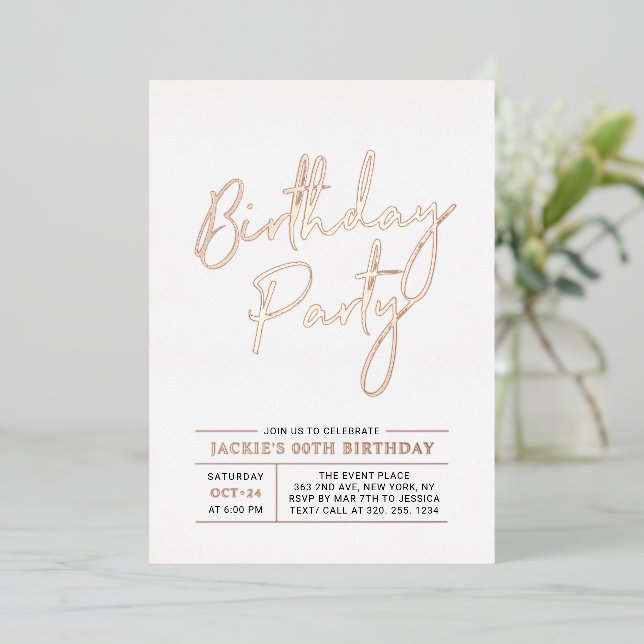 Invitation En Aluminium Rose Gold Moderne Brush Script Adulte Anniversaire (Debout devant)