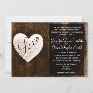 Invitation en bois de mariage de coeur d'amour de