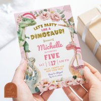 Faisons la fête comme une fille dinosaure pour un