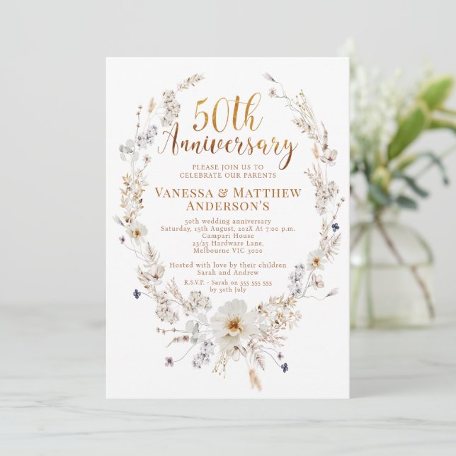 Invitation Faux Gold Calligraphy Fleur sauvage 50e anniversai (Debout devant)