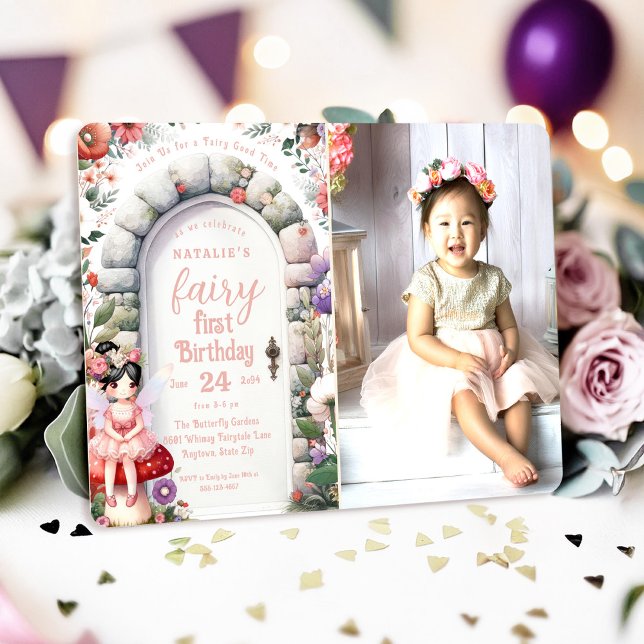 Invitation Fée de porte enchantée première fête d'anniversair (Fairy First Birthday Photo Invitation with Black Hair Fairy Girl and Enchanted Doorway.)