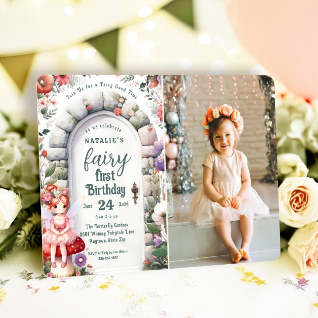 Invitation Fée de porte enchantée première fête d'anniversair (Fairy First Birthday Photo Invitation with Red Hair Fairy Girl and Enchanted Doorway.)