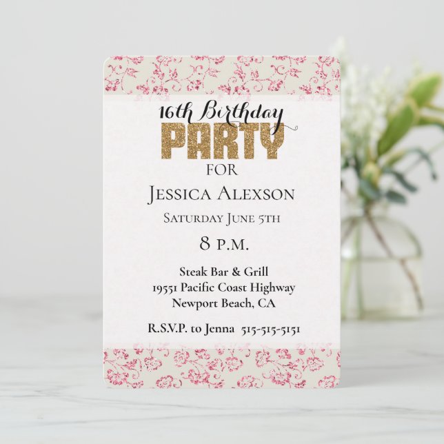 Invitation Fête à paillettes rose et crème avec fleurs et pai (Debout devant)