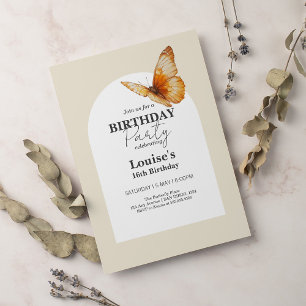Invitation Fête d'anniversaire de la fille papillon d'or mode