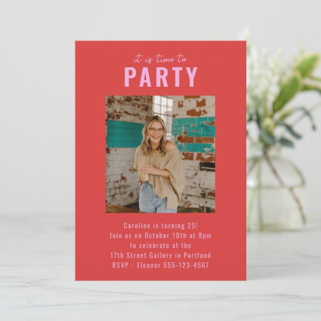 Invitation Fête d'anniversaire personnalisée Rouge rose moder (Debout devant)