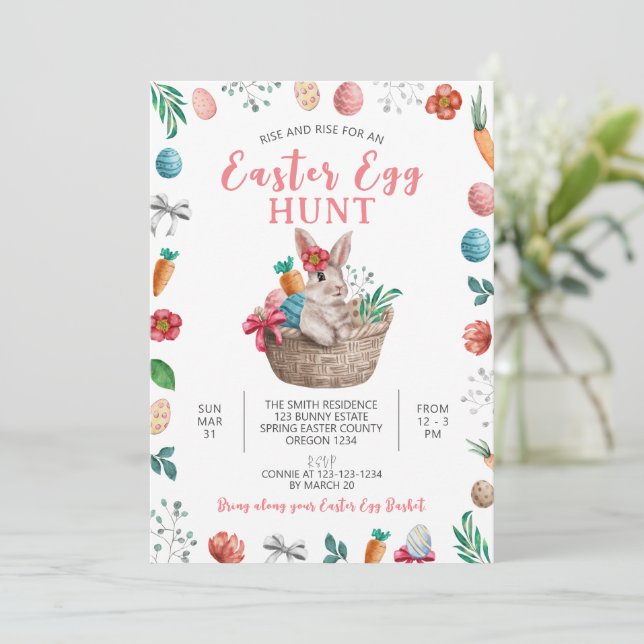 Invitation Fête de chasse aux oeufs de Pâques, Lapin de Pâque (Debout devant)