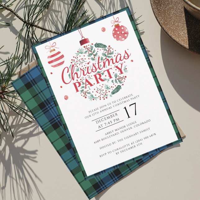Invitation Fête de Noël de famille portée Campbell Tartan (Plaid Rustic Christmas Party Tartan and Baubles Invitation)