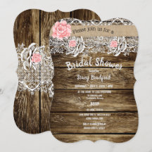Fête des mariées rustique en bois et dentelle
