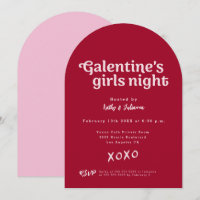 Fête moderne de la Saint-Valentin entre filles ros