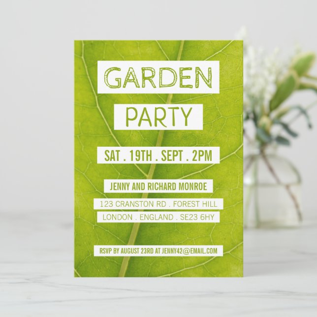 Invitation Feuille verte, Garden Party (Debout devant)